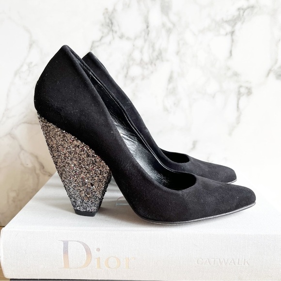 Ramon Tenza Suede Heels - Picture 2 of 11